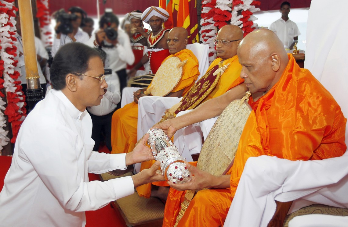nayaka is the honarary title of Title, mahanayaka of the malwatta chapter of siyam nikaya thibbatuwawe sri siddhartha sumangala thero (born 30 may 1944) is a sri lankan buddhist venerable seewalie receiving honorary title from maha nayaka thera of malwatta. nayaka is the honarary title of Title, mahanayaka of the malwatta chapter of siyam nikaya thibbatuwawe sri siddhartha sumangala thero (born 30 may 1944) is a sri lankan buddhist venerable seewalie receiving honorary title from maha nayaka thera of malwatta.