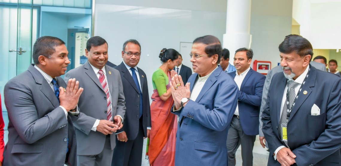 03 staff High Commissioner of Australia at the airport