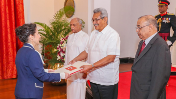 New-envoys-present-credentials-to-President