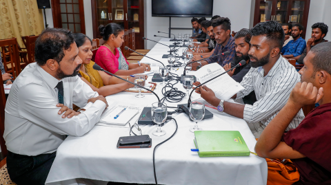 Govt.-requests-student-protestors
