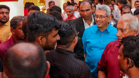 President-makes-an-inspection-tour-of-Colombo-Port-City