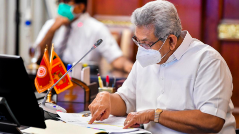 President-seeks-medical-experts’-opinion-on-defeating-COVID-19