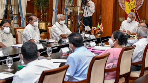 A-roadmap-to-create-a-green-socio-economy-presented-to-President