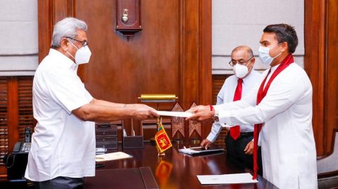 Minister-Namal-Rajapaksa-sworn-in-as-State-Minister-of-Digital-Technology-and-Entrepreneur-Development
