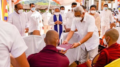 Ratnapura-District-“Yathivara-Suraksha”-Scholarships-presentation-held-under-President’s-patronage